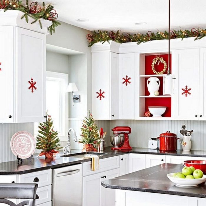 Above kitchen cabinet christmas decor